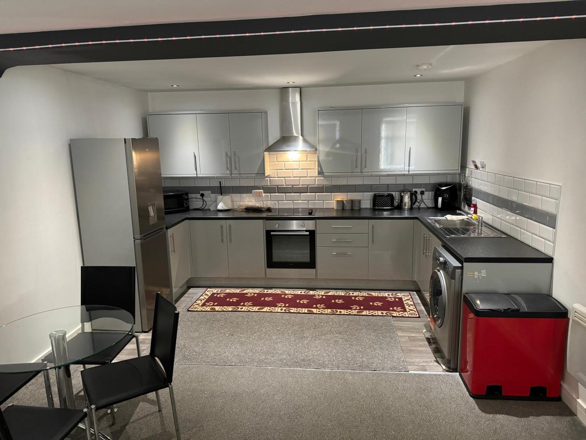 2 Bedroom Apartment In Doncaster City Centre Buitenkant foto