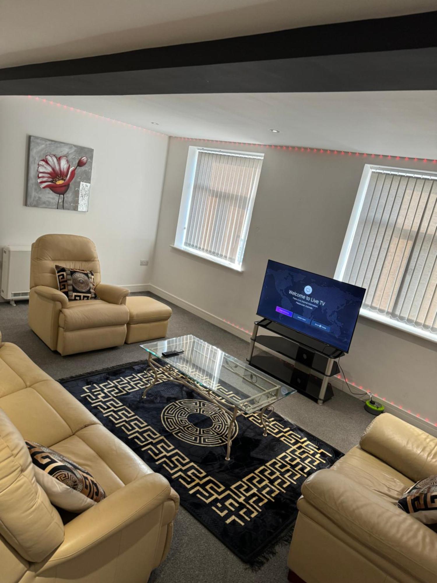 2 Bedroom Apartment In Doncaster City Centre Buitenkant foto